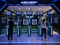 Simulateur de tir à l'arc numérique interactif avec cible mobile en métal, machine de jeu sportive à monnayeur