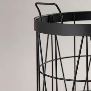 Cesta de hierro de diseño geométrico con asas - Product Image 1