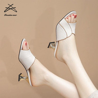 2025 dames décontracté été Mules haut bas mi talons pompe à talons bout ouvert glisser sandales pour femmes chaussures pantoufles