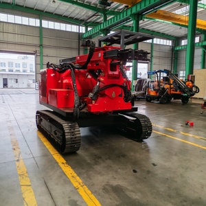 Pile driver solaire avec chenilles en acier standard, résistantes à l'usure et durables pour terrains difficiles - Product Image 4