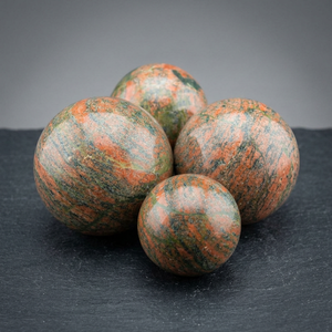 Vente en gros de sphères d'unakite naturelles de la marque Ball Brand, cristaux faits à la main, pierres de guérison Reiki, décoration d'intérieur en provenance du Gujarat, 45-80 mm - Product Image 3