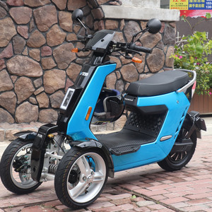 สกู๊ตเตอร์ไฟฟ้าสามล้อ EEC 72V 20AH ลิเธียม 2000W ความเร็วสูงสำหรับผู้ใหญ่ ระยะทาง 40-60 กม. ความเร็ว 51-65 กม./ชม. V28 2000W สามล้อ - Product Image 3