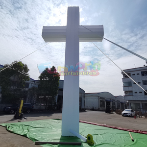 Cruz inflable gigante, personalizable y duradera, para decoración publicitaria en exteriores para la festividad de Pascua. - Product Image 3