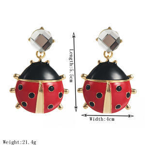 Mode élégant belle insecte <span class=keywords><strong>coccinelle</strong></span> boucles d'oreilles exquis dessin animé mignon métal goutte d'huile coléoptère insecte anneau femmes fête bijoux - Product Image 2