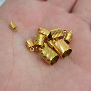 ปลอกปลายสายแบบมีลาย |   ตัวเชื่อมปลายเชือกสแตนเลสชุบทอง 18K PVD พร้อมห่วงสำหรับทำเครื่องประดับ DIY - Product Image 3