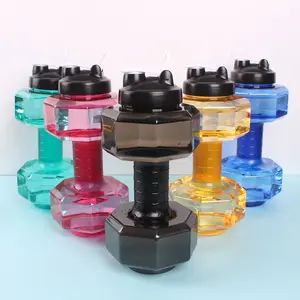 BIOCROiRE BPA 무료 휴대용 아령 스포츠 물 컵 투명 2600ML 대용량 음료 병 피트니스 사용자 정의 로고 플라스틱