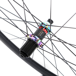 Nhà Máy Cung Cấp Trực Tiếp Khóa Trung Tâm 700C Carbon Road Bike Bánh Xe Gốm Mang 50 Mét Sâu Với ĐĨA PHANH Wheelset - Product Image 3