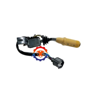 สวิตช์ควบคุมการเดินหน้าและถอยหลัง รุ่น 70152701 สำหรับ 505-19 F.M 540 4CX444 4C 3CX - Product Image 1