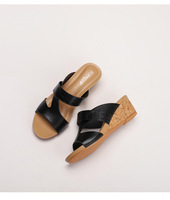 Sandales compensées en cuir PU à bout ouvert pour l'été sandales antidérapantes à semelle souple pour femmes et dames chaussures décontractées de marche en plein air