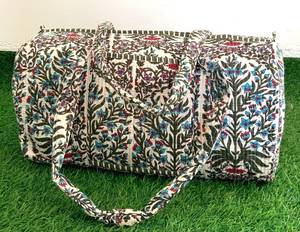 Wholesale Custom Logo Indian Hand Block Print Cotton Duffle Bag Eco-Friendly Quilted Travel Weekend <b>Holdall</b> Duffle Bags - Product Image 2
