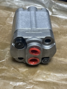 Pompe hydraulique pour engins de construction, pompe à engrenages haute pression, pompe à engrenages pour système hydraulique, pompe 1BK4 D 4.2 KA - Product Image 3