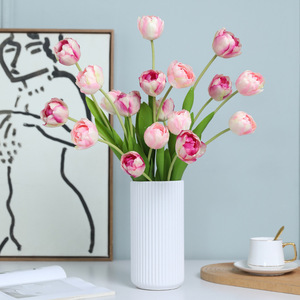 Fleur artificielle en soie Ruilisi, tulipe à 3 têtes, multicouche, blanche et orange, décoration de mariage et de maison - Product Image 3