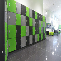 Casier de Douche HPL au Design Moderne avec Serrure à Clé, Étanche et Durable, pour Centre Commercial, Supermarché, Salle de Sport, Armoire de Rangement Commerciale pour Employés