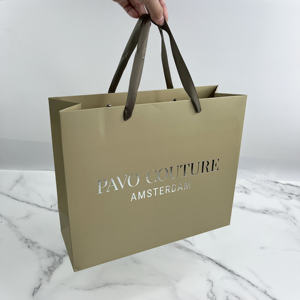 ถุงกระดาษสีเขียวเซจแบบกำหนดเองพร้อมหูหิ้วริบบิ้น - บรรจุภัณฑ์หรูหราสำหรับร้านเสื้อผ้าบูติก - Product Image 3