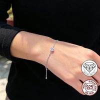 Bracelet en argent sterling 925 avec moissanite ronde 1 carat, couleur D, pureté VVS1, style solitaire, pour femme, bijoux fins