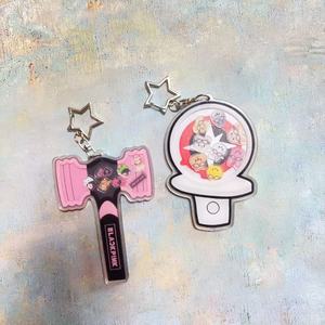 Nueva Colección de Llaveros con Forma de Lightstick de Kpop, Lindos Colgantes Acrílicos, Llavero con Diseño de Personajes de Dibujos Animados - Product Image 1