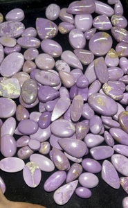 Gema de fosfosiderita natural en forma de cabujón |   Piedra Suelta Color Lavanda Morado para Joyería |   Fabricante y Proveedor Mayorista - Product Image 3