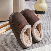 Pantoufles personnalisées à faible MOQ avec logo sur mesure pour femmes, collection automne-hiver, best-seller, en coton, chaudes et douillettes pour la maison