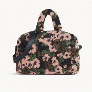 Sac de voyage personnalisé en polaire Sherpa Teddy, sac à main pour filles, sac de week-end en fourrure pelucheuse pour femmes et hommes - Product Image 4