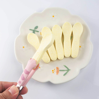 Bâtonnets de fromage riches en calcium en gros, barres de fromage saveur lait avec poignée en forme de patte de chat mignonne pour enfants, collation laitière molle OEM