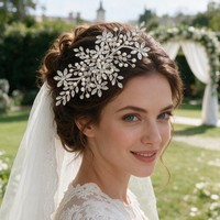 Applique artisanale en fleurs, perles et strass, patch perlé en cristal pour robe de mariée, robe de soirée, accessoire de coiffure
