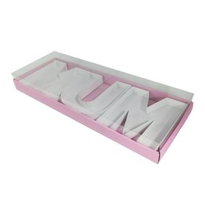 Caja de Regalo en Forma de Letra MUM, Rellenable, con Diseño Floral de Chocolate y Fresas, para el Día de la Madre - Product Image 5