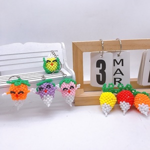 Wholesale Bright Color <b>Plastic</b> <b>Beads</b> Handmade Pendant Promotion Gift Vegetable Keyrings Acrylic <b>Beads</b> Bag Charm Carrot Keychains - Product Image 2