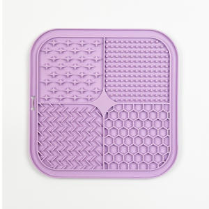 Alfombrilla Comedero Lento Inteligente Automático de Silicona Ajustable Moderna para Mascotas, Plato Antideslizante con Ventosas para Lamer, Diseño 3 en 1 para Perros y Gatos - Product Image 5