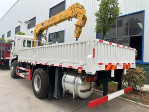 Grúa hidráulica Dongfeng de 4, 5 y 6 toneladas montada en camión, grúas grandes para camiones, bajo precio en venta - Product Image 3