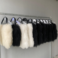 Vente en gros Grand sac en fourrure d'agneau véritable, de luxe, doux et élégant, sacs à main grand sac fourre-tout en fourrure de Mongolie naturelle et moelleuse pour femmes