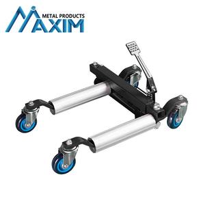 Outil de stationnement et de déplacement pour véhicule mobile à roues, avec roues universelles silencieuses, adapté aux berlines de taille moyenne/SUV de taille moyenne - Product Image 2