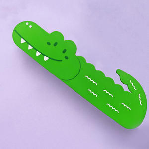 Nouveau design <span class=keywords><strong>3D</strong></span> personnage de dessin animé porte-<span class=keywords><strong>crayon</strong></span> en silicone matériau de qualité alimentaire porte-stylo mignon pour filles garçons - Product Image 6