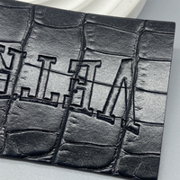 Étiquette en cuir véritable personnalisée de haute qualité avec logo en relief pour sacs et jeans