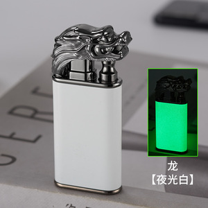 ไฟแช็กเรืองแสงแบบสองเปลว ใช้แก๊สบิวเทน เติมได้ กันลม เหมาะสำหรับเป็นของขวัญ - Product Image 4