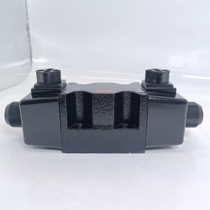 Válvula Hidráulica Reversible DG4V DG4V-3-2N-M-P2-T-7-54 DG4V-3-6C-M-U A6-60 DG4V-3-6C-M-P7-H-7-54 - Product Image 3