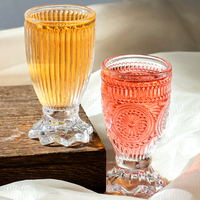 Nouvelle Arrivée en Gros : Verre à Eau Irrégulier de Style Européen au Design Créatif, Mini Verre à Cocktail, Verre à Shot pour Bar et Fêtes