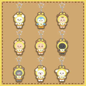 Nuevo Llavero de Acrílico con Diseño de Dibujos Animados Spot New Boyz, Impresión UV, Tendencia de Moda, Souvenir para Colgante de Bolso, Accesorios de Joyería - Product Image 1