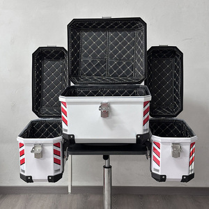 <span class=keywords><strong>Maletero</strong></span> de aluminio para motocicleta con diseño de 68L X y respaldo, <span class=keywords><strong>maletero</strong></span> grande para patinete eléctrico, caja trasera Universal de Color arcoíris para motocicleta - Product Image 6