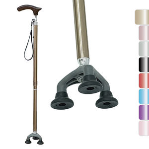 Trois <span class=keywords><strong>pieds</strong></span> pliant bâton de <span class=keywords><strong>marche</strong></span> manche <span class=keywords><strong>en</strong></span> <span class=keywords><strong>bois</strong></span> pointe rotative <span class=keywords><strong>en</strong></span> caoutchouc matériau <span class=keywords><strong>en</strong></span> alliage d'aluminium pour les fournitures de thérapie de rééducation - Product Image 1