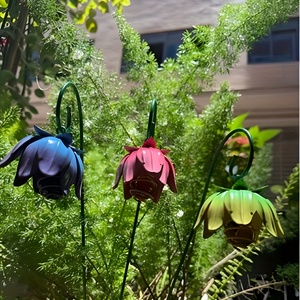 Juego de 3 piezas de soporte de <span class=keywords><strong>maceta</strong></span> de Metal de color hierro No se necesita electricidad Campana a prueba de viento Poste de jardín para patio interior y exterior - Product Image 6