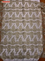 Tissu de dentelle brodé de cordon Randa Factory avec perles de verre tubulaires en cristal et paillettes, Fila Encaje Guatemala