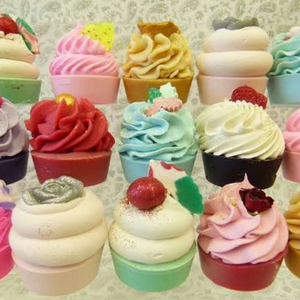 Coffret Cadeau de Bombes de Bain Naturelles pour Enfants, aux Huiles Essentielles Naturelles, Forme Luxe Cupcake et Donut, OEM Marque Privée - Product Image 5