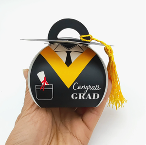 Décorations de fête de remise de diplôme DAMAI, boîte cadeau à pompon jaune pour enfants, boîte à bonbons pour célébration scolaire avec casquette de diplômé rayée - Product Image 2