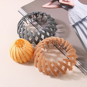 กิ๊บหนีบ<span class=keywords><strong>ผม</strong></span>ทรงโดนัทแบบพลาสติก ยี่ห้อ Bird's Nest สำหรับ<span class=keywords><strong>ทำ</strong></span><span class=keywords><strong>ผม</strong></span>ทรงหางม้าสูงและงานปาร์ตี้ - Product Image 1