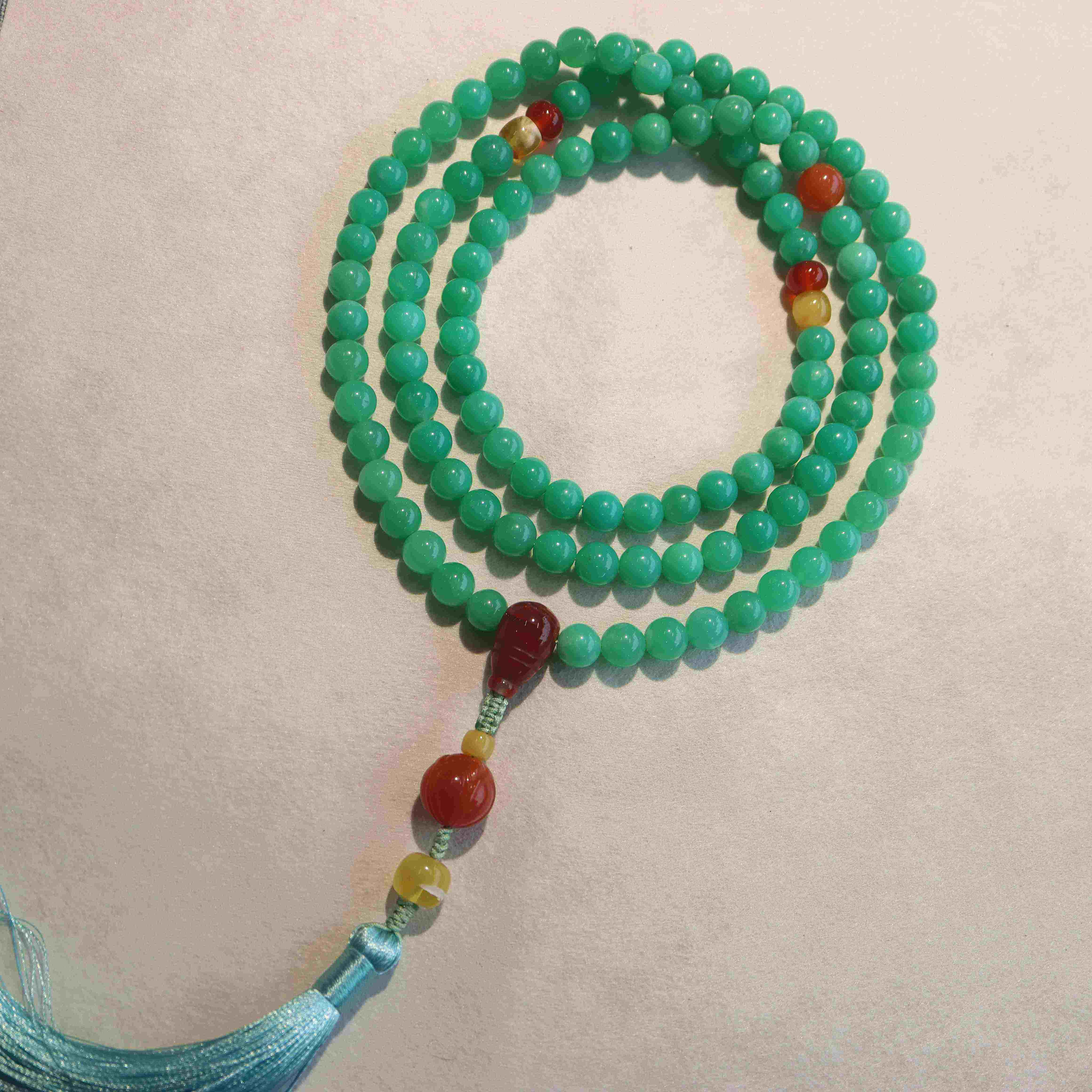 สีเขียว