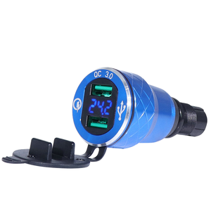 Caricabatterie Wireless Standard Europeo a Braccio per Moto <span class=keywords><strong>BMW</strong></span>, <span class=keywords><strong>USB</strong></span> Tipo C, 2 Porte, Ricarica Rapida QC3.0, Display Voltaggio 12-24V - Product Image 1