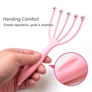 Venta al por mayor de 5 garras de acero rosa masajeador de cabeza de cuero cabelludo de mano para la cabeza - Product Image 3