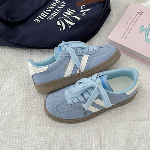 Vente en gros de baskets décontractées tendance pour femmes, style rétro portugais vintage, respirantes, blanches, pour toutes les saisons - Product Image 1