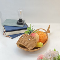 Panier de pique-nique en rotin tressé en forme de poisson, mignon, écologique, fait main, en plastique PP, pour le pain, les aliments et les fruits, avec poignée