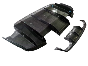 Diffusore Posteriore in Fibra di Carbonio Vari Style con Labbro per BMW M3 M4 F80 F82 F83 - Product Image 6